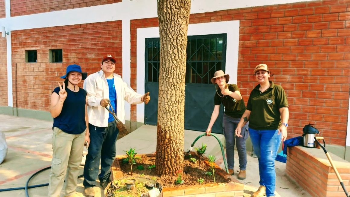 Estudiantes hermosean espacios públicos de la Filial FCA Boquerón 