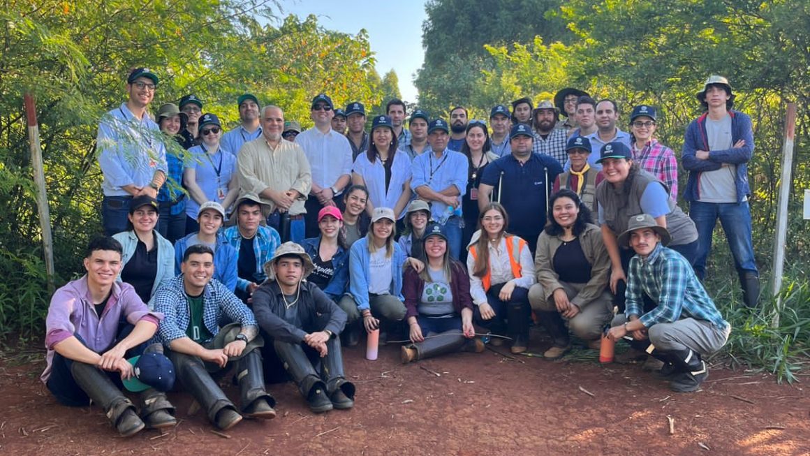 Colaboración de la FCA/UNA en la Restauración del Paisaje Forestal de ITAIPÚ Binacional