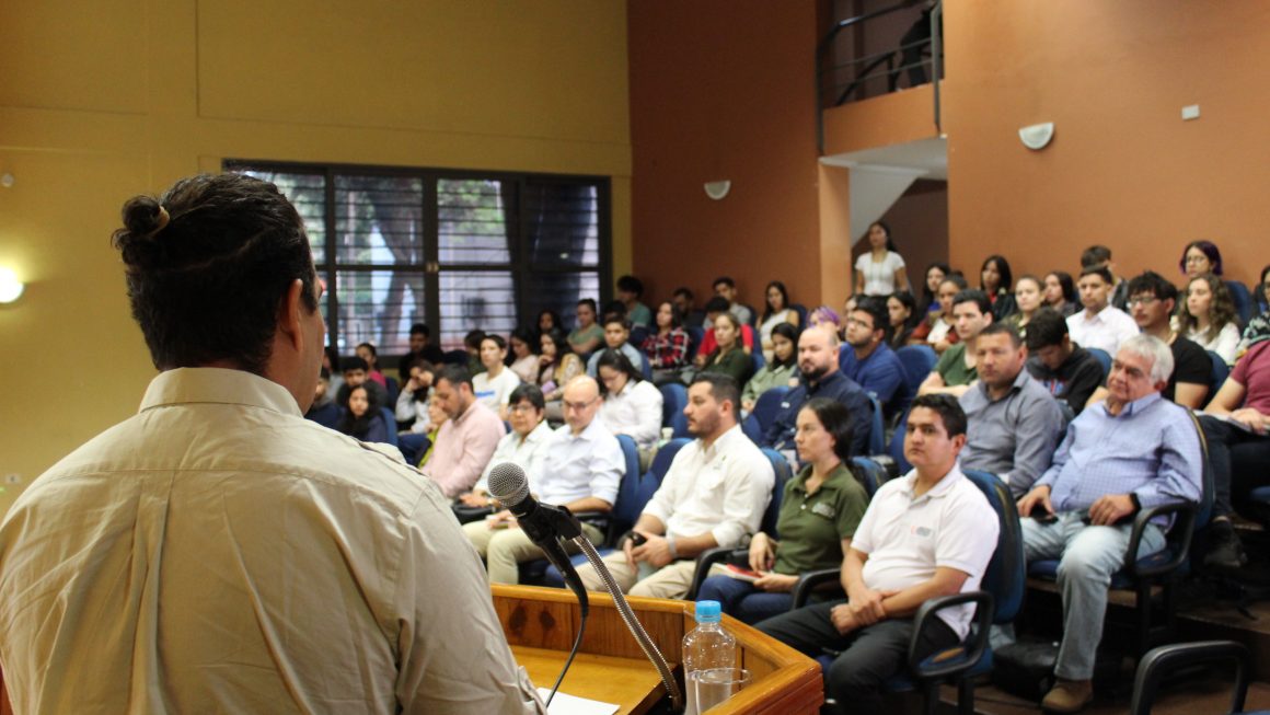 Culminó con éxito Semana Forestal en la FCA/UNA