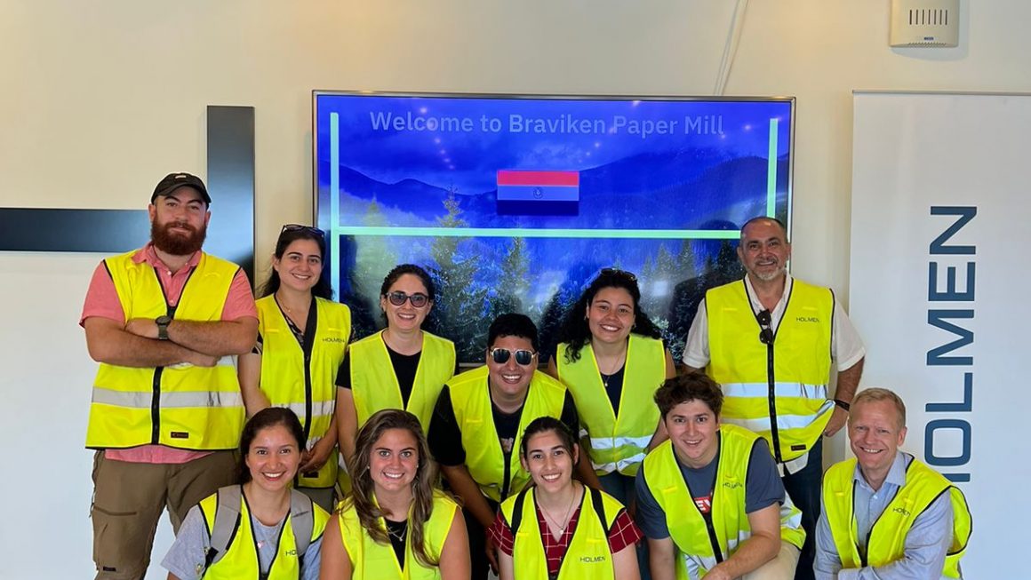 Visita técnica de docente y estudiantes de la FCA/UNA a Holmen Group en Suecia