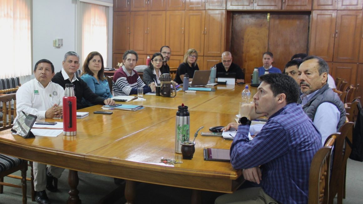 𝗥𝗲𝘂𝗻𝗶𝗼́𝗻 𝗱𝗲𝗹 𝗖𝗼𝗺𝗶𝘁𝗲́ 𝗱𝗲 𝗖𝗼𝗻𝘁𝗿𝗼𝗹 𝗜𝗻𝘁𝗲𝗿𝗻𝗼 de la FCA/UNA