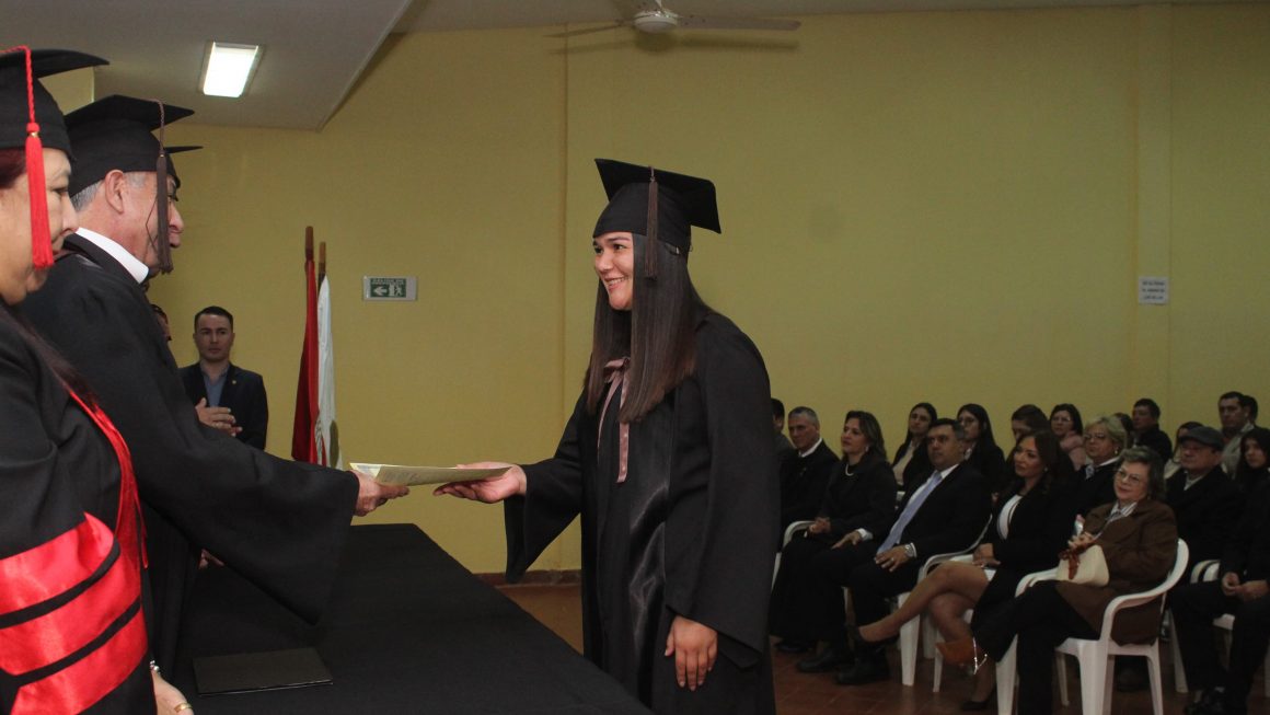 Ceremonia de graduación de la FCA/UNA Filial Caazapá