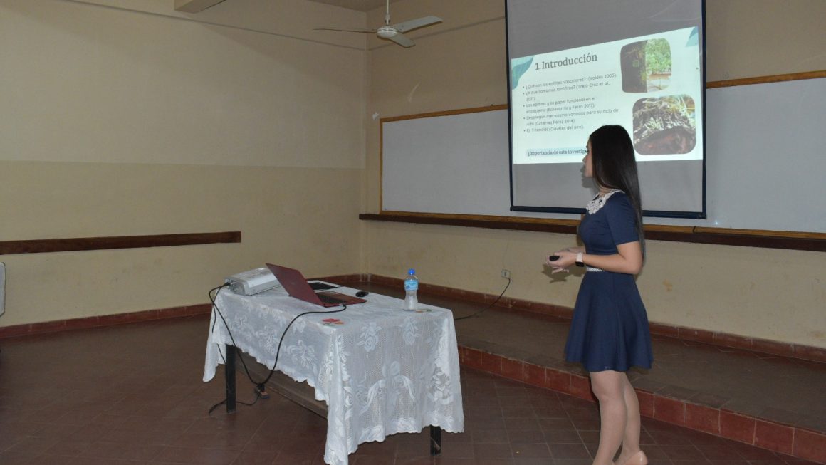 Nueva Ingeniera Ambiental de la FCA/UNA investigó sobre Epifitas Vasculares