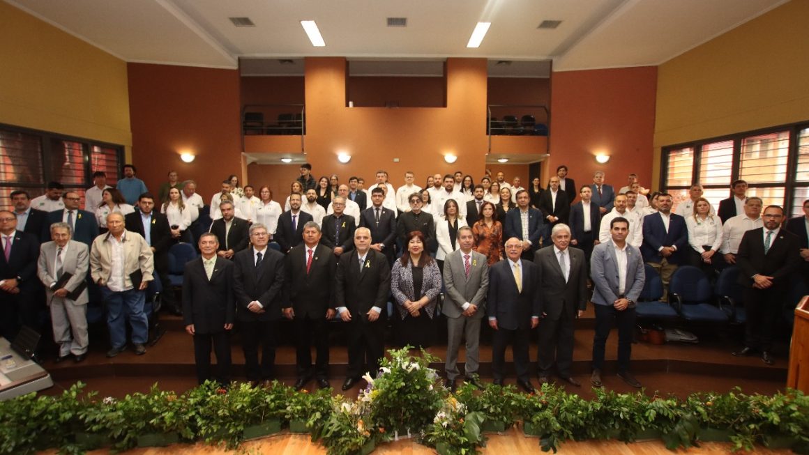 La FCA/UNA conmemoró sus 70° Aniversario