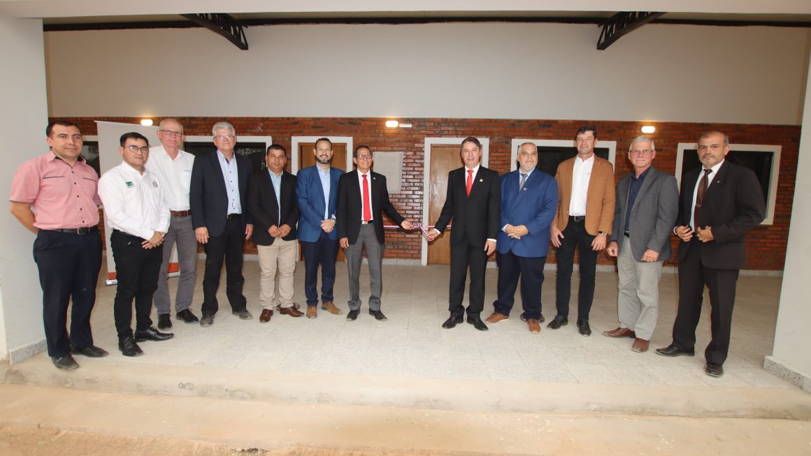 Inauguraron edificio de residencia en la FCA/UNA Filial Boquerón