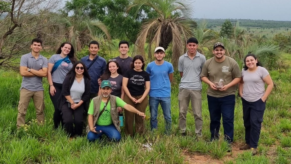 Estudiantes de la FCA/UNA visitaron el Refugio Biológico Mbaracayú