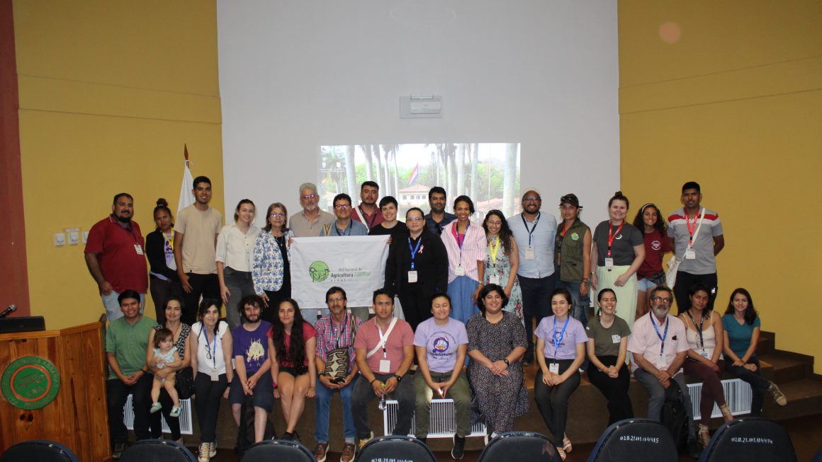 Conferencias simultáneas sobre experiencias que involucran a los jóvenes en los temas agroecológicos