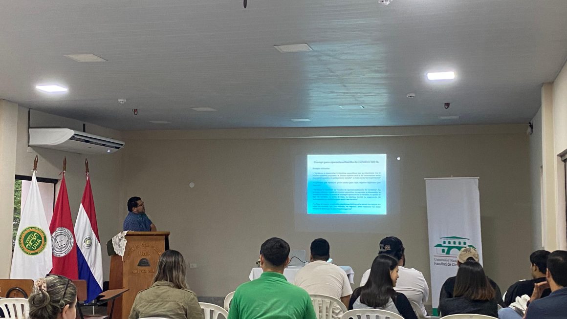 Charla sobre Uso de Inteligencia Artificial para la Investigación Científica 