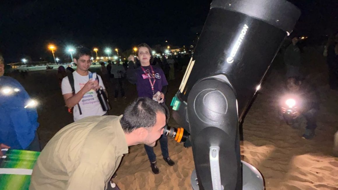 Estudiantes de la FCA/UNA facilitaron observación del eclipse lunar