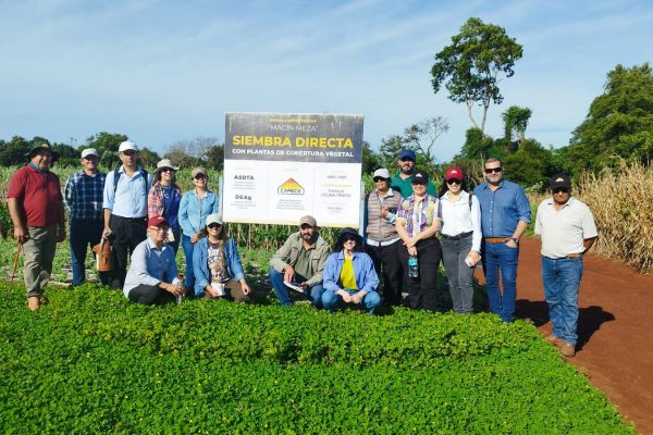 Estudiantes de Maestría en Producción Vegetal realizaron gira de estudios