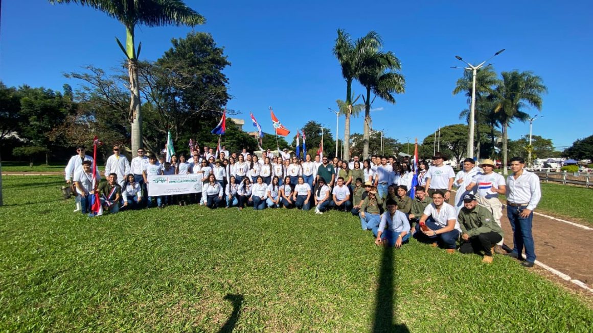 FCA/UNA, Filial Pedro Juan Caballero rindió homenaje a la patria
