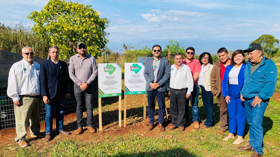 Inauguran tanques elevados modelo IFMS para crianza de peces en la Filial Pedro Juan Caballero de la FCA/UNA