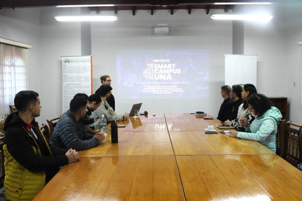 Presentación de avances del proyecto SMART Campus UNA a autoridades de la FCA/UNA