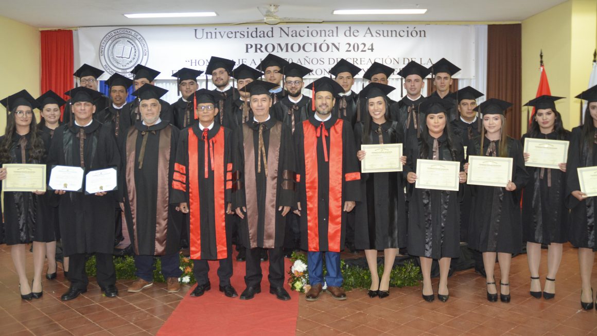 Ceremonia de graduación de la FCA/UNA Filial Caazapá