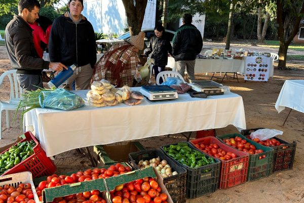 Feria de emprendedores en la FCA/UNA Filial San Pedro