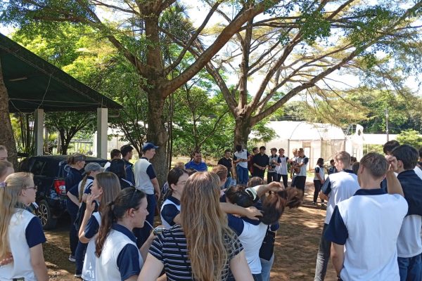 Estudiantes del Colegio Filadelfia visitaron la FCA/UNA