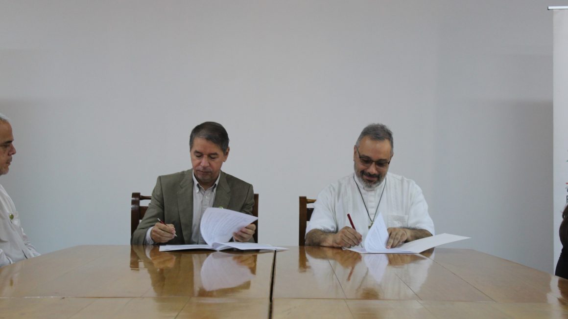 FCA/UNA y Sociedad Salesiana del Paraguay firmaron convenio