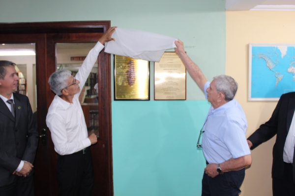Miniconferencia “La Revolución del Maíz” conmemora 50 años de egreso de la promoción 1975 en la FCA/UNA