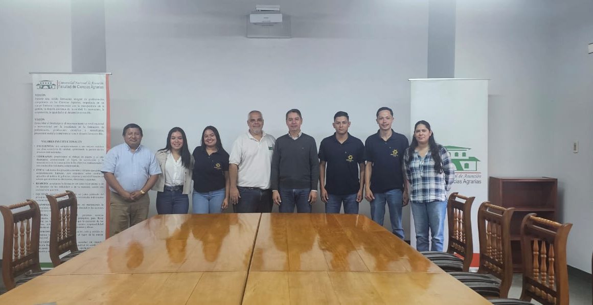 La FCA/UNA recibió a estudiantes de Brasil para realizar pasantías