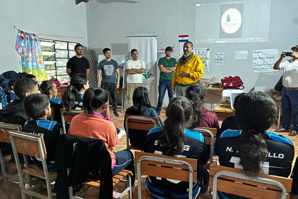 Docentes y estudiantes de Filial San Pedro hablaron sobre Importancia de la Biodiversidad