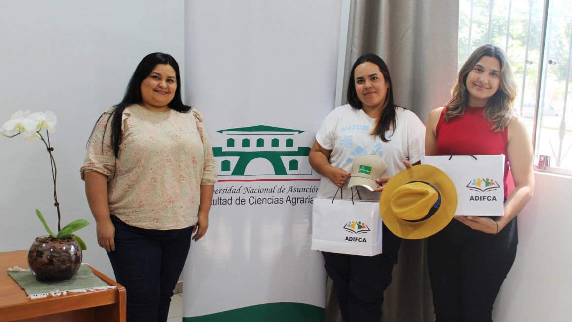 Fotografías de Mile y Tammy ganaron concurso fotográfico por el mes de la primavera y la juventud