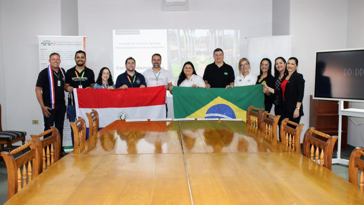 Finalizó curso intensivo de español para la delegación del IFMS – Campus Ponta Porã