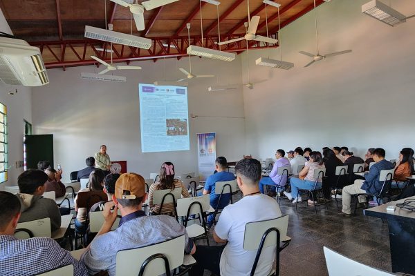 FCA/UNA marcó presencia en II Congreso de Extensión Universitaria de la UNA