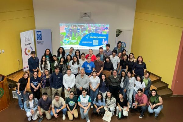 Juventudes por el Futuro de la Biodiversidad: Estudiantes de la FCA/UNA participan en Validación de Documento