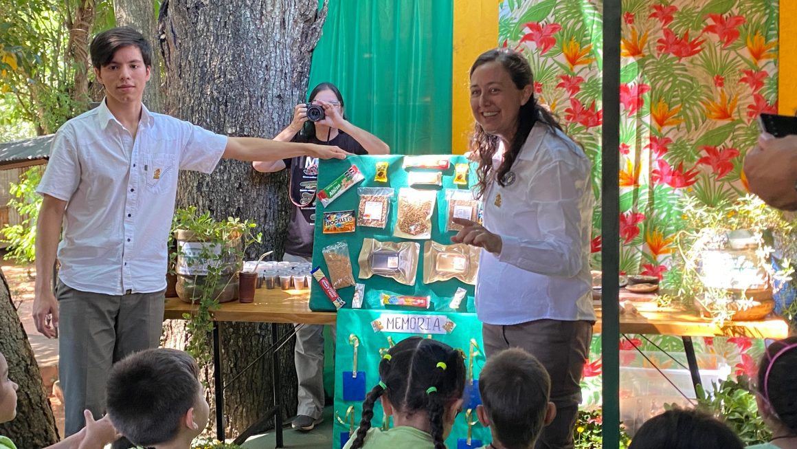 Conociendo el Maní de Paraguay en Taller Ecológico de Vacaciones de Verano