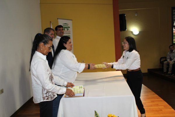 Ceremonia de Clausura del 53° Curso Nacional de Apicultura