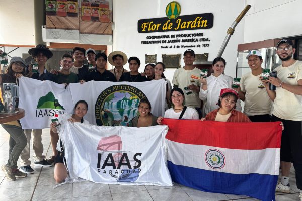 Estudiantes de la FCA/UNA representaron al país en encuentro de directores de la IAAS América 2026