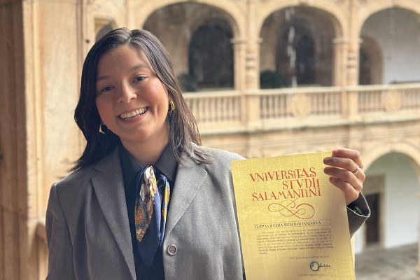 Estudiante de la FCA/UNA es seleccionada para programa internacional de formación enfunción pública