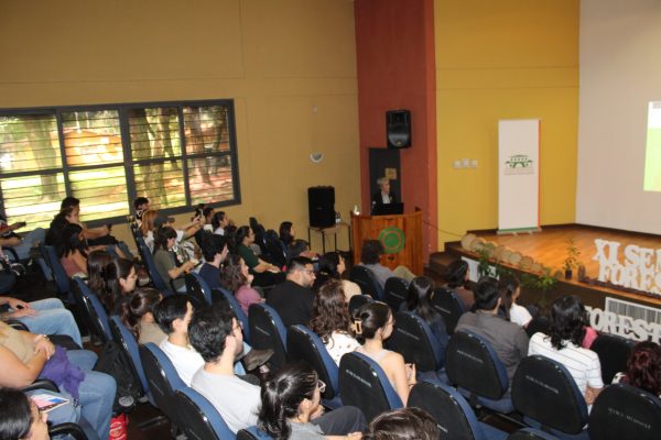 Conmemoración de los 25 años de las Parcelas Permanentes y actividades científicas marcaron la tercera jornada de la XI Semana Forestal en la FCA/UNA