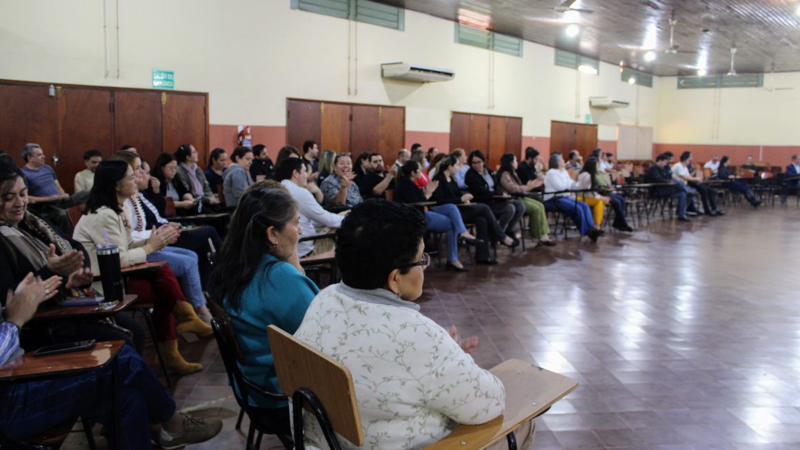 Celebraron el Día Nacional del Maestro y el Día Internacional de los Trabajadores en la FCA/UNA