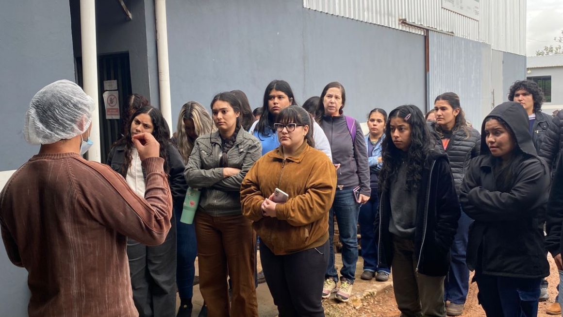 Estudiantes de Ingeniería en Ecología Humana realizan gira de estudios en San Pedro