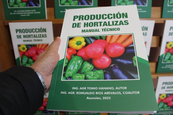 Lanzamiento de Manual Técnico en el marco de la Semana de las Ciencias Agrarias en la FCA/UNA
