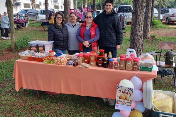 FCA/UNA promueve la sostenibilidad y el comercio local a través de la Feria PAESA